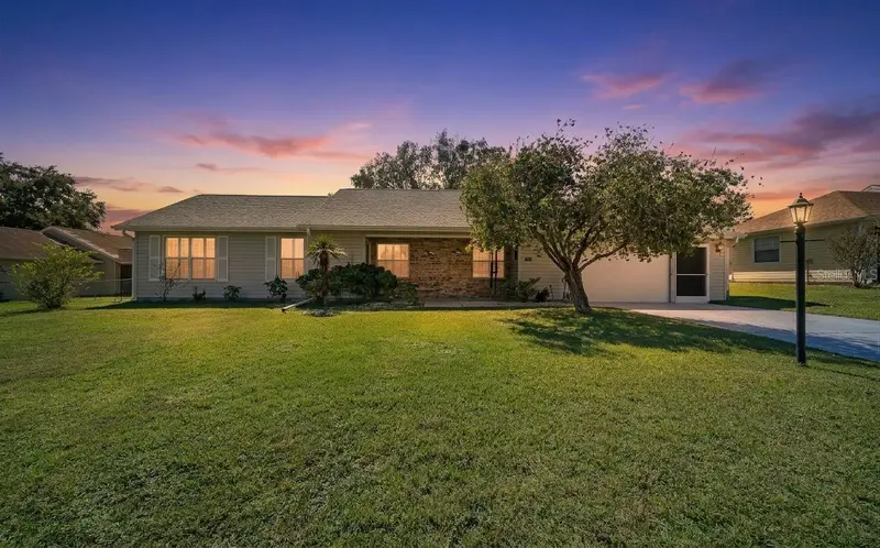 4470 Nw 32nd St, FL