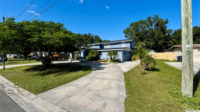 5810 N Gomez Ave, FL