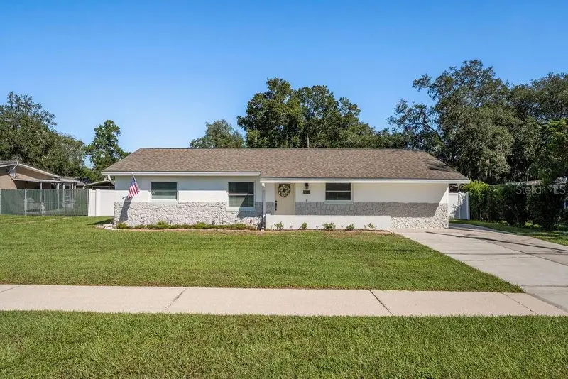 1970 W Lake Brantley Rd, FL