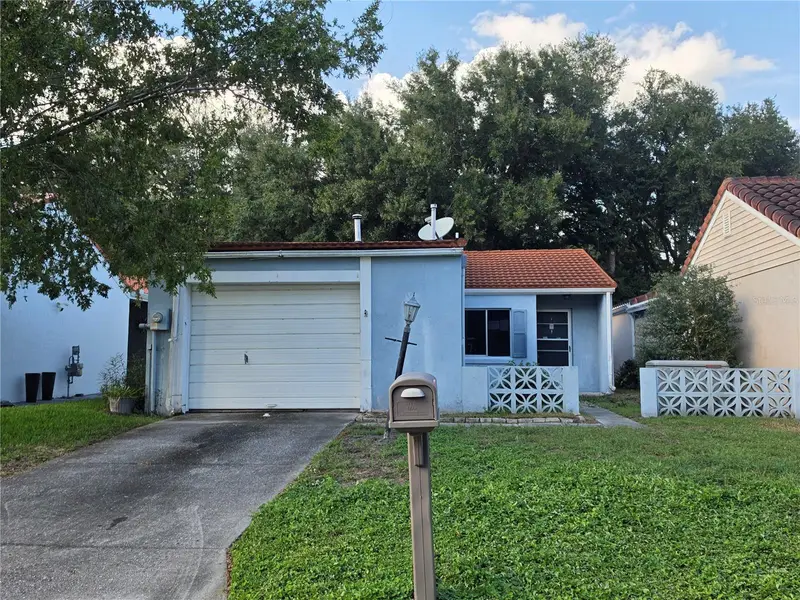 395 San Jose Dr, FL