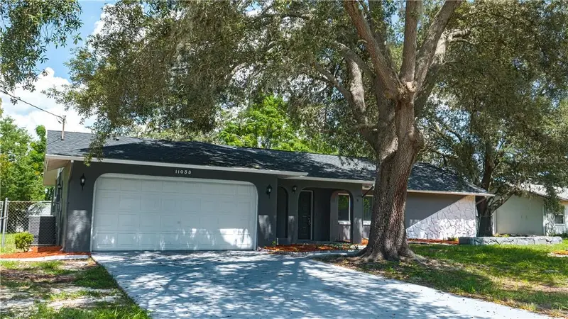 11053 Mayflower Rd, FL