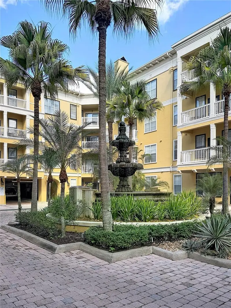 860 N Orange Ave #401, FL
