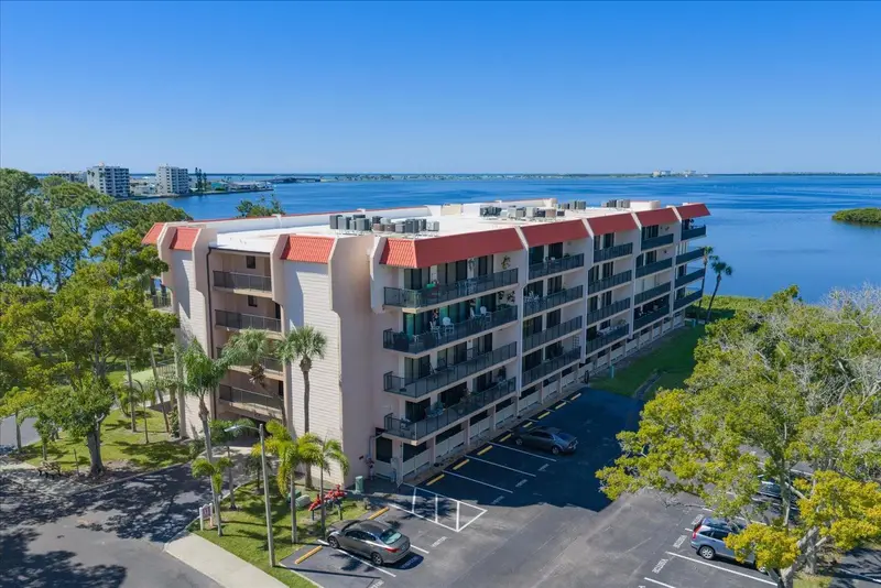 2700 Bayshore Blvd #11404, FL