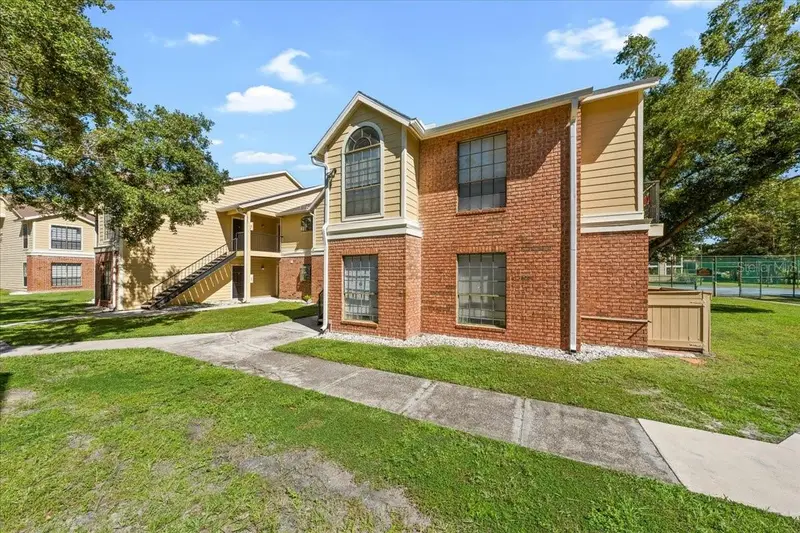 8742 Mallard Reserve Dr #203, FL