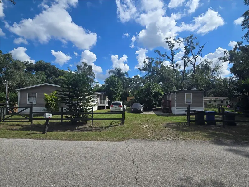 12515 Four Oaks Rd, FL