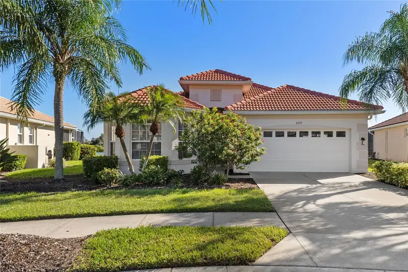 4427 Blue Heron Circle, FL