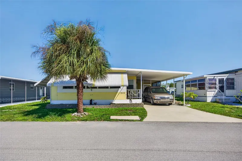 213 Mantua Dr, FL