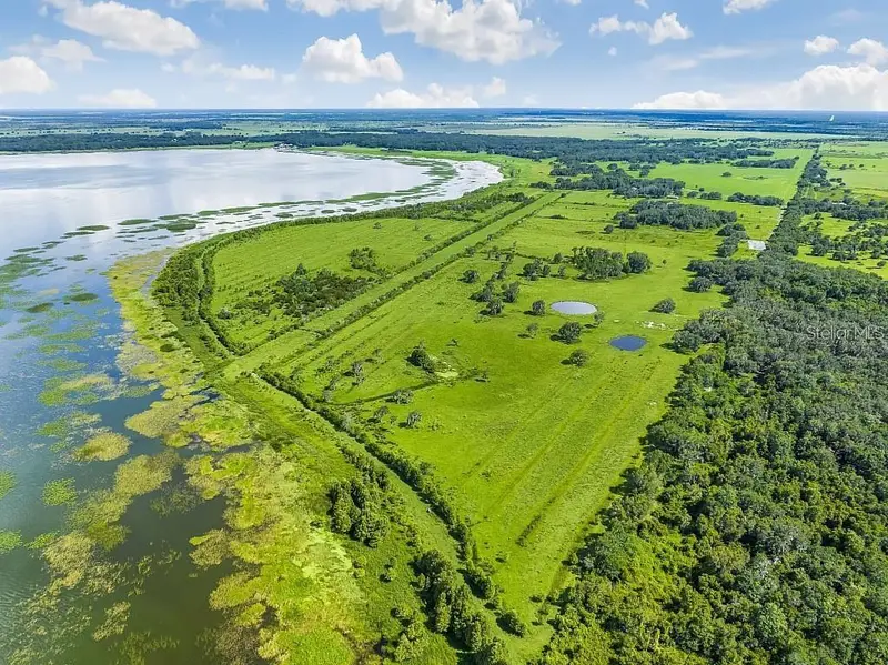700 Tiger Lake Rd, FL