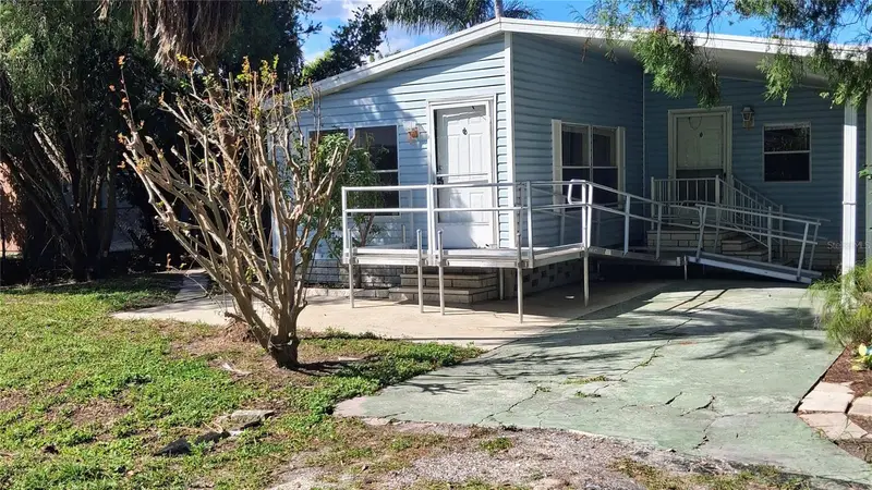 3641 66th Terrace N Ter #8, FL