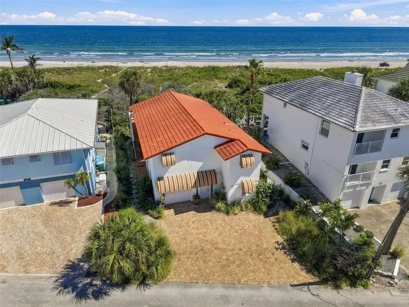 8108 Presidential Ct, FL