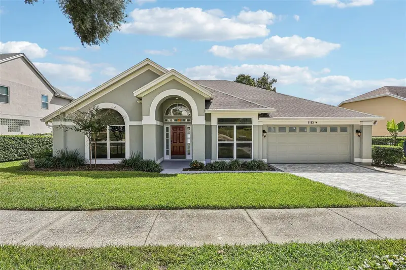 1113 Hawthorne Cove Dr, FL