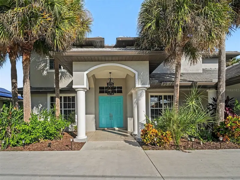 2674 Lake View Blvd, FL