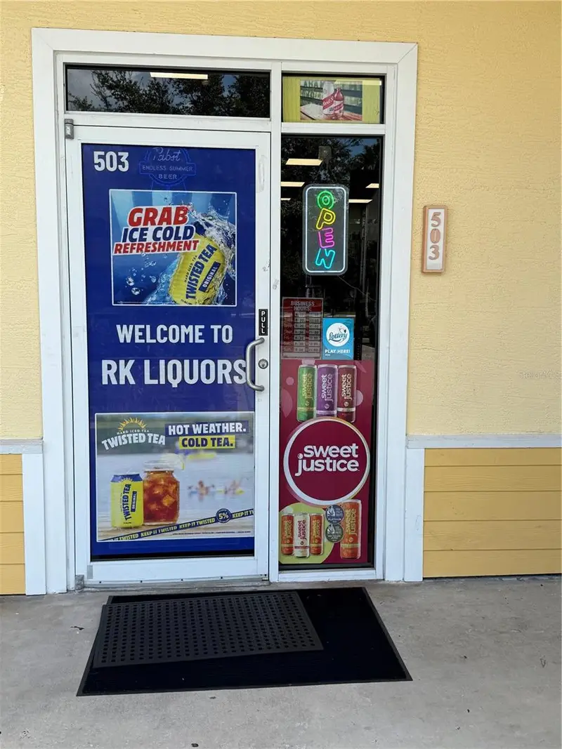 4647 Clyde Morris Blvd #503, FL