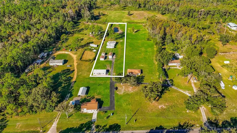 2307 State Road 33, FL