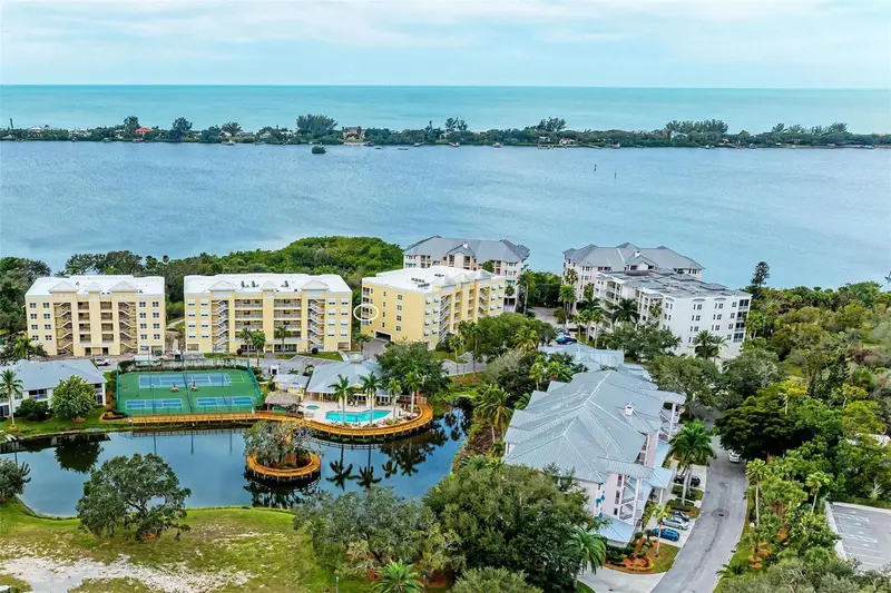 Osprey & Nokomis listing
