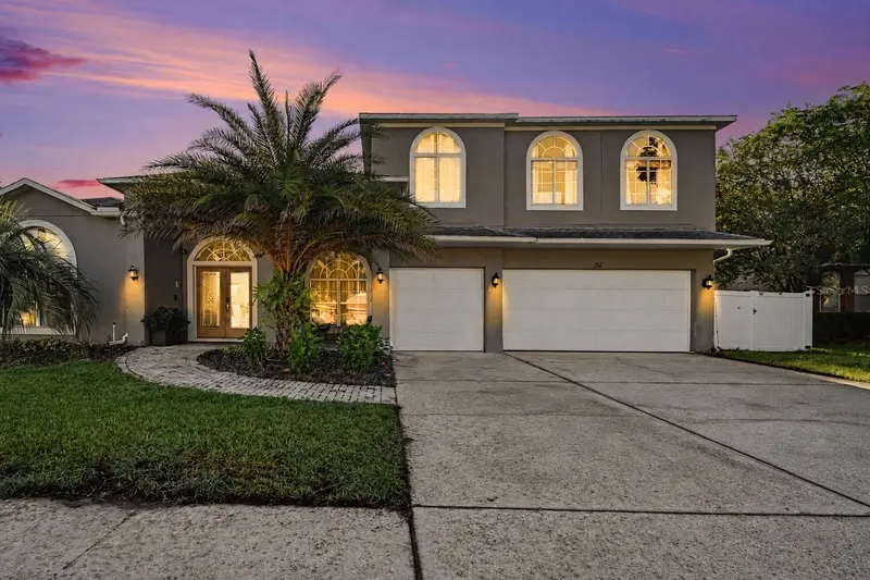 1325 Tall Maple Loop, FL