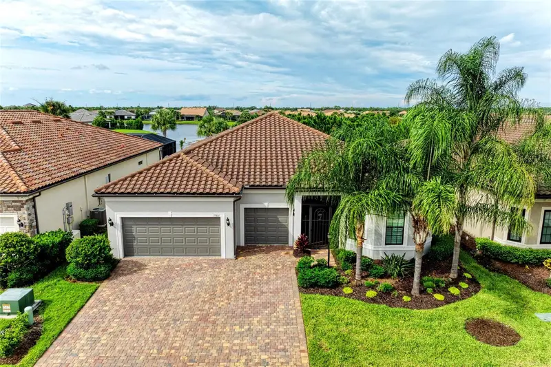 17815 Littleton Pl, FL