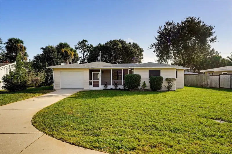 1375 John Anderson Dr, FL