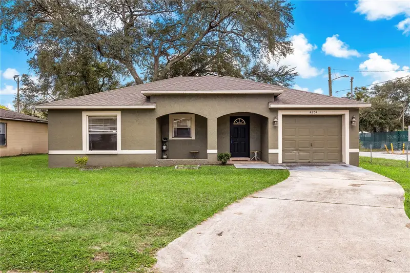 4201 E Wilma St, FL