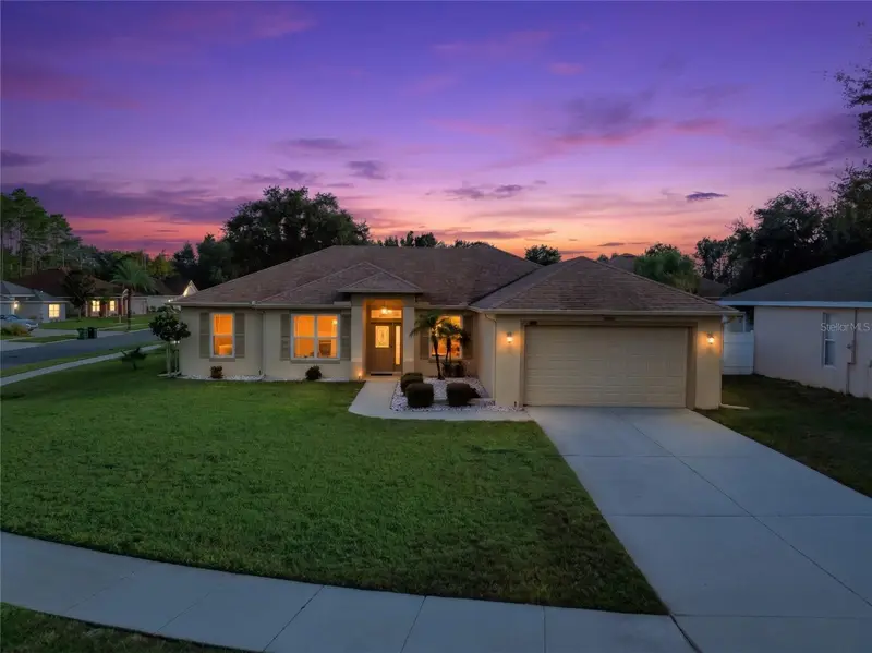 2970 Southern Pines Loop, FL