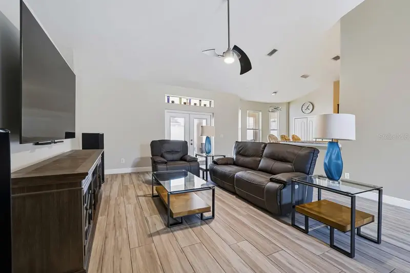2970 Southern Pines Loop, FL