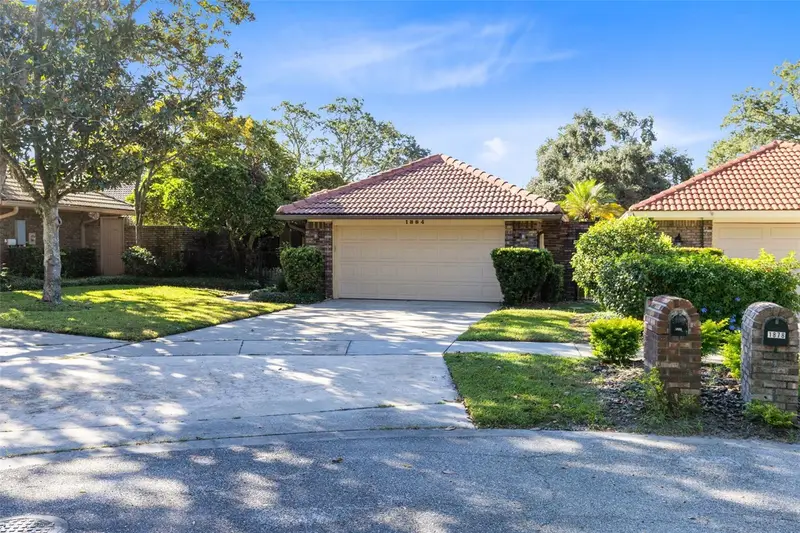 1884 Jessica Ct, FL
