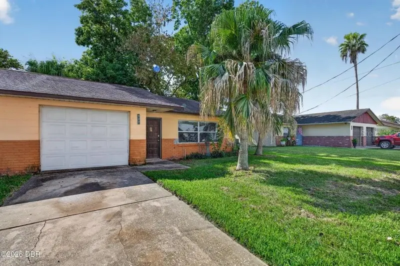927 Boulder Dr, FL