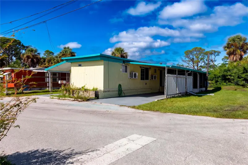 5044 Southtowne Loop, FL