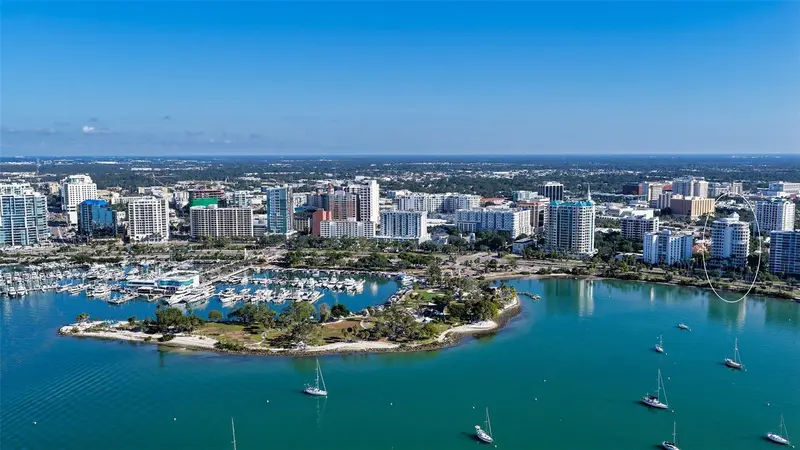 500 S Palm Ave #32, FL
