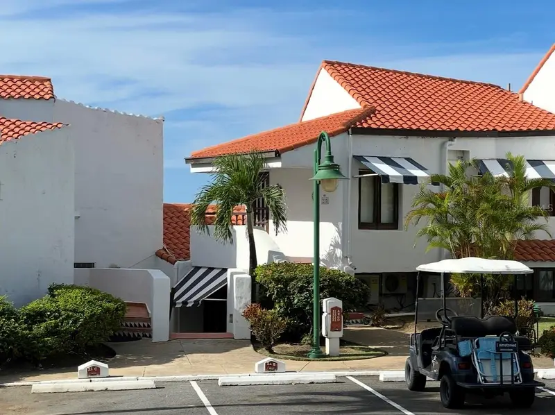 21a Cluster 1 Rio Mar #21-A, PR