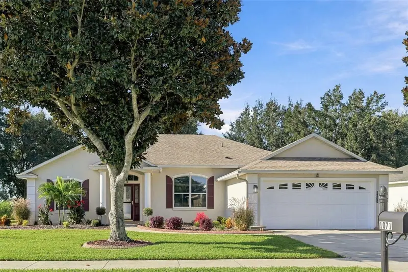 1071 Princeton Dr, FL