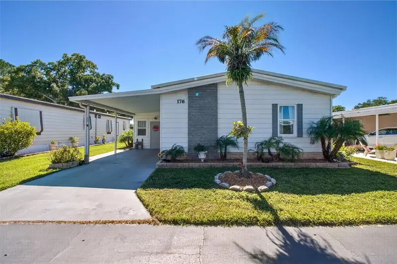 176 Clubview Dr #3, FL