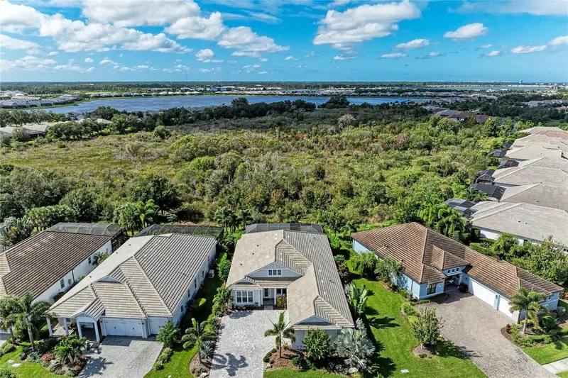 8269 Grande Shores Dr, FL
