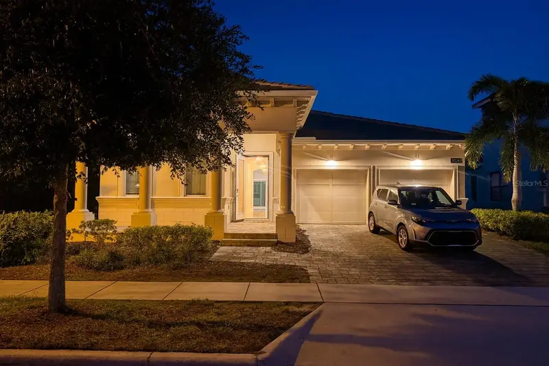 8270 Topsail Pl, FL