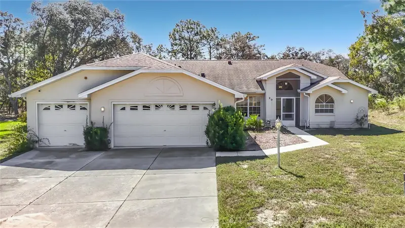 20 Bonnie Ct S, FL