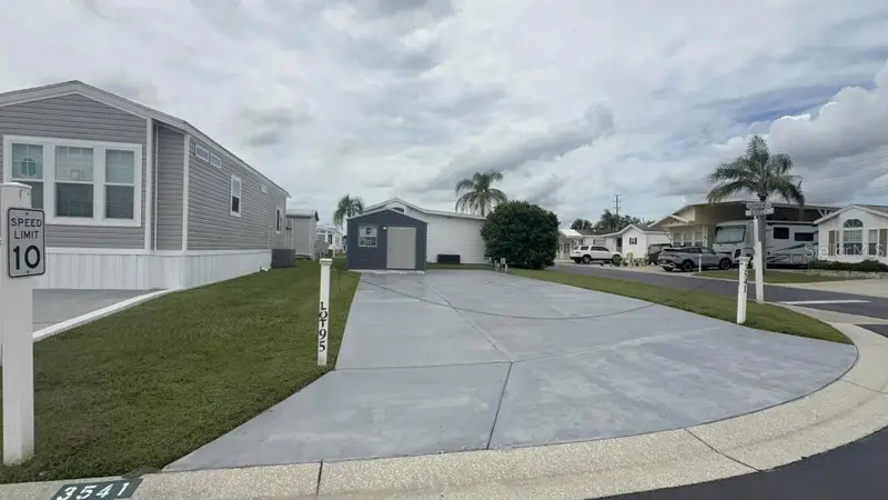 3541 Aquamarine Way, FL