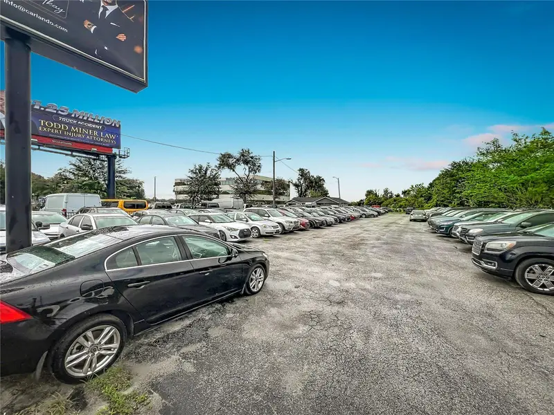 690 N Semoran Blvd, FL