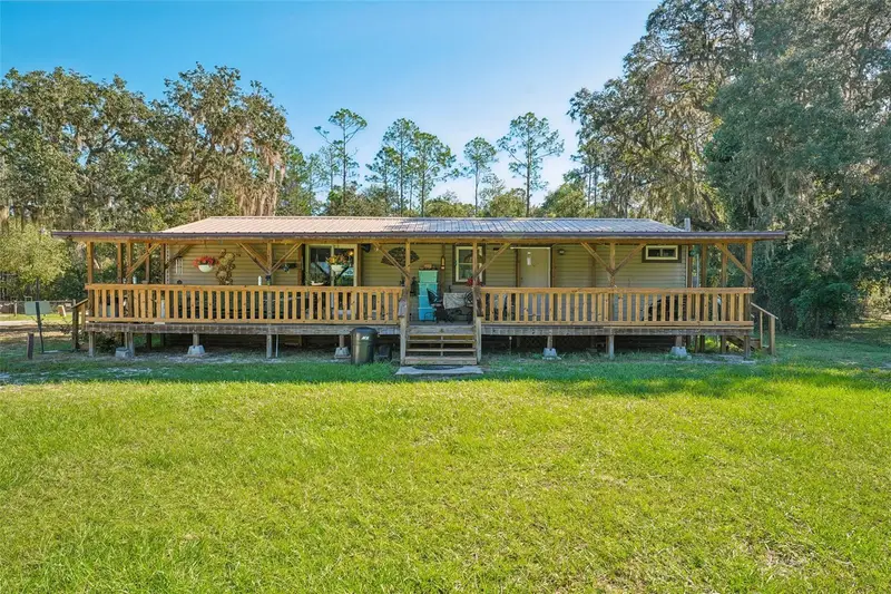 879 Cousintown Rd, FL
