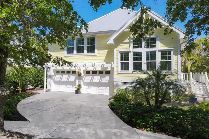 158 Carrick Bend Ln, FL