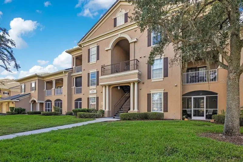 14238 Fredricksburg Dr #304, FL