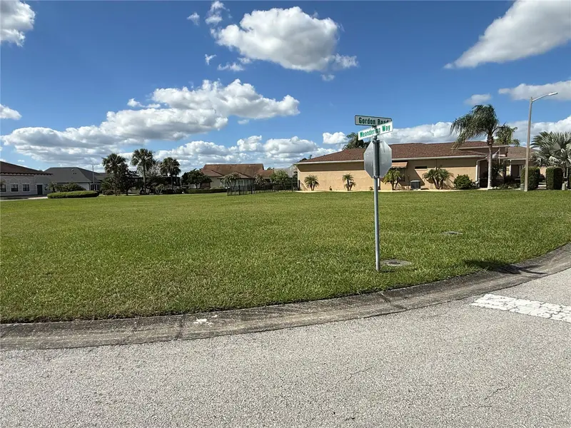 555 Meandering Way, FL