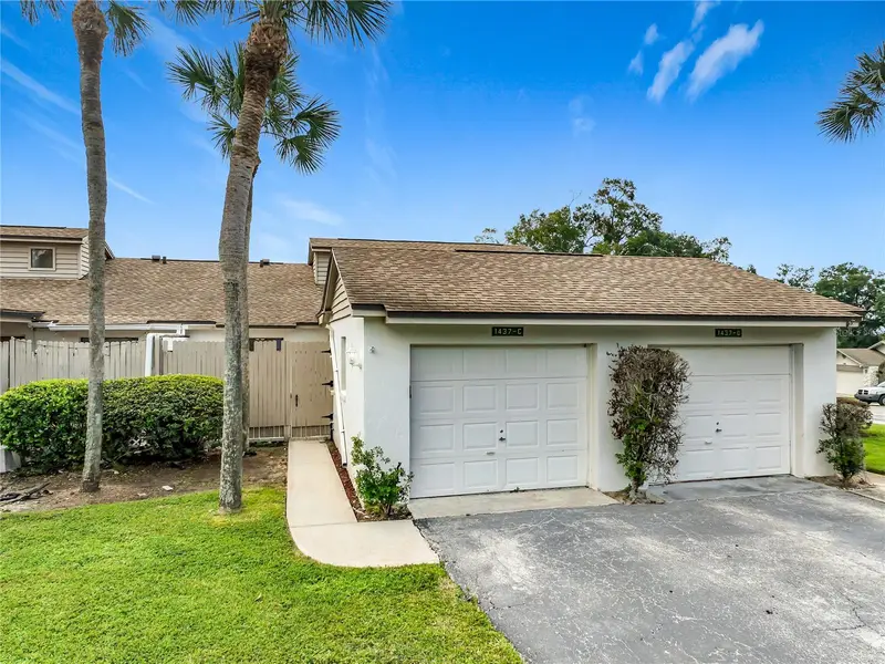 1437 Oak Pl #C, FL