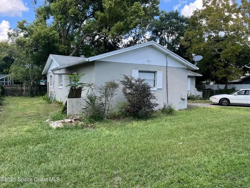 706 N Grant St, FL