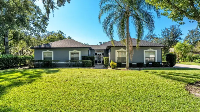 69 Pine Forest Dr, FL
