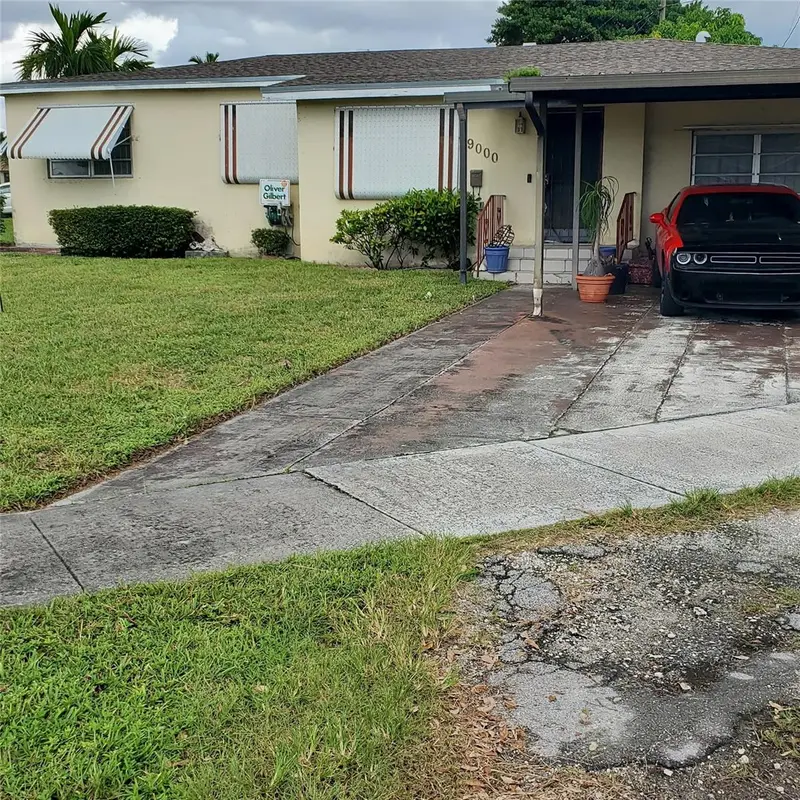 9000 Nw 12th Ct, FL