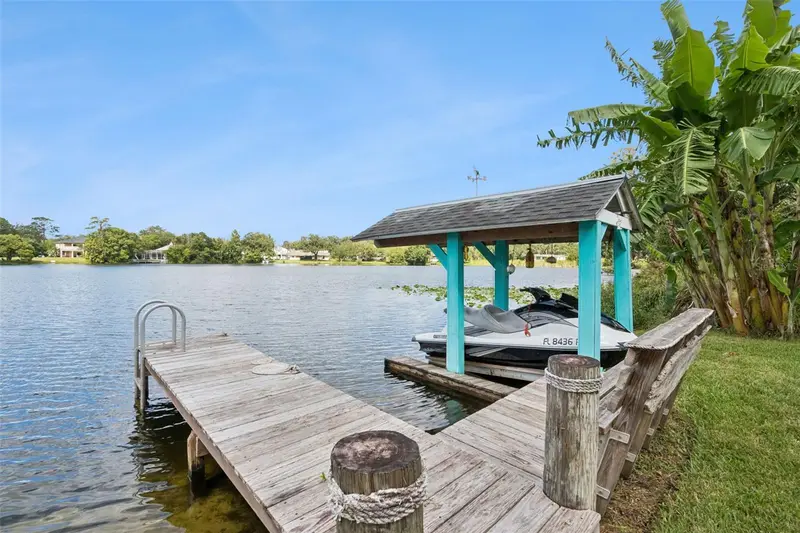 104 Smithson Dr, FL
