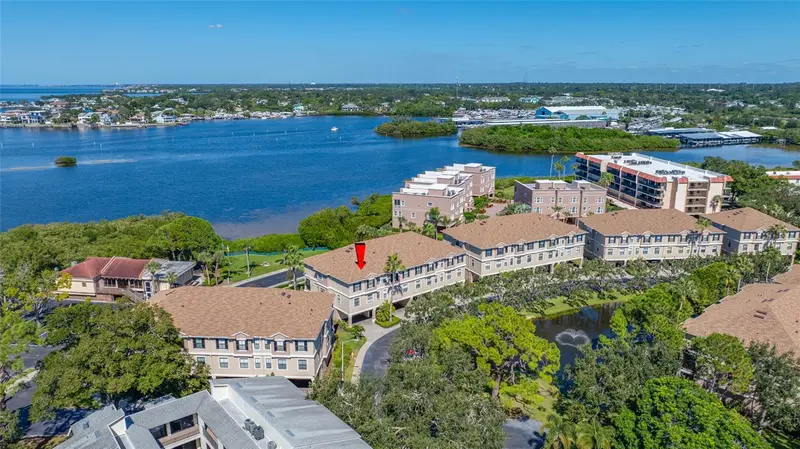 580 Bella Loop, FL