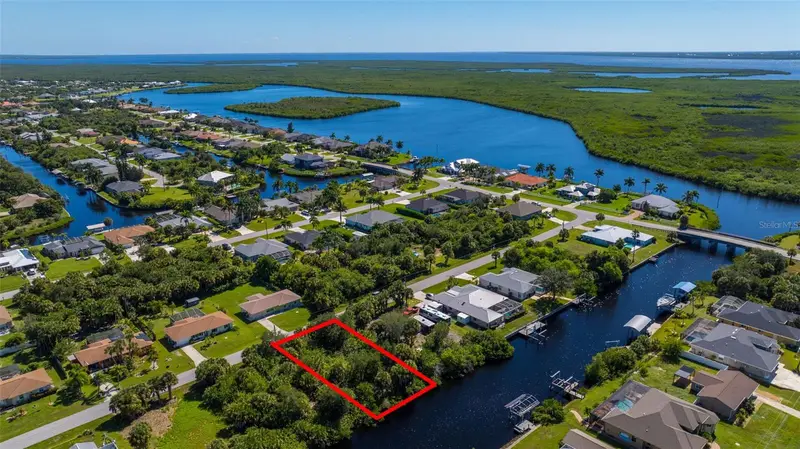 4475 Larkspur Ct, FL