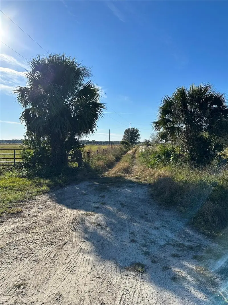 18057 Nw 190th Rd, FL
