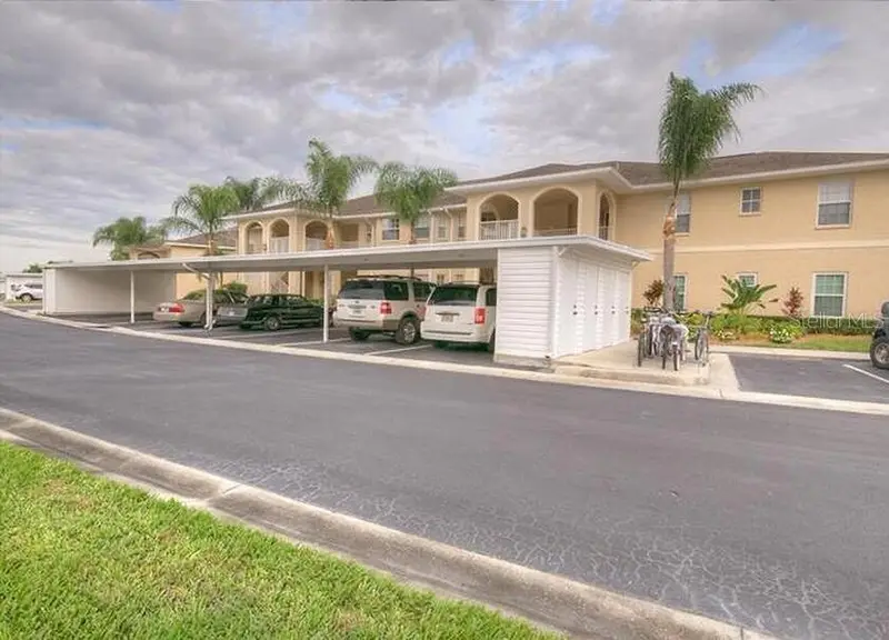5800 Sabal Trace Dr Unit 504 Linkside #504, FL